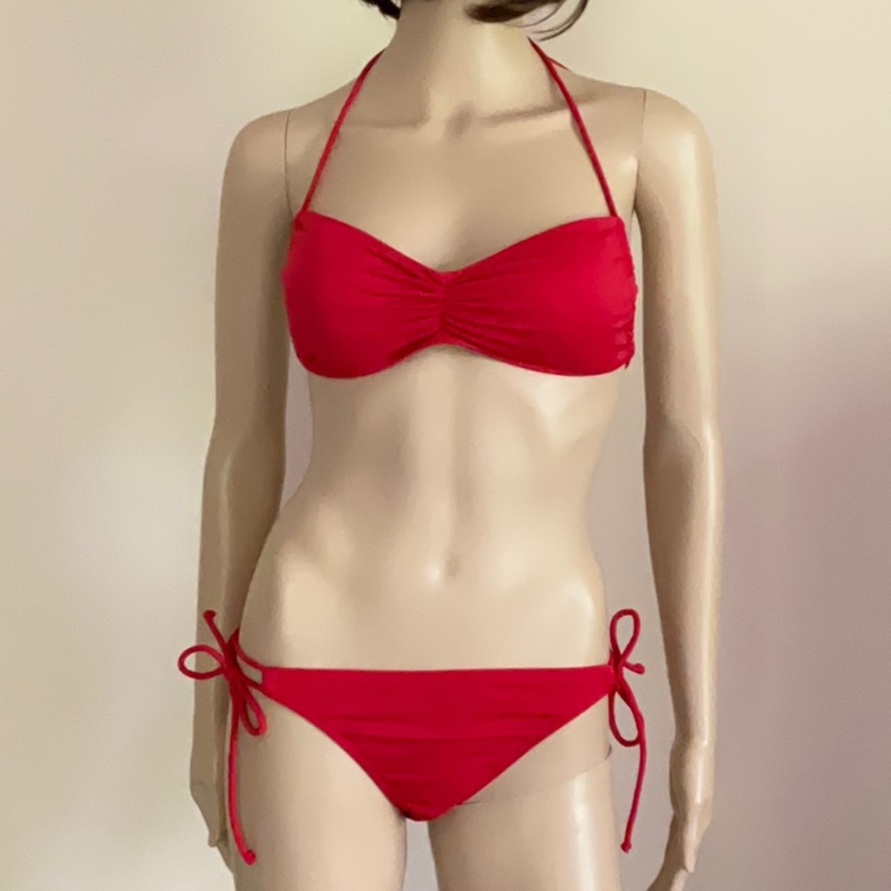 NWOT Victoria's Secret Red String Bikini Swimsuit M